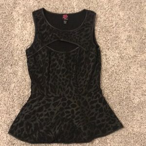 2 b by Bebe black top x-small